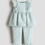 宝宝夏季衣服怎么选：薄款也要检查面料与开口 宝宝衣服 宝宝夏季衣服